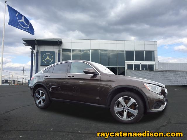 Certified Pre Owned 2017 Mercedes Benz Glc 300 Coupe 4matic Coupe